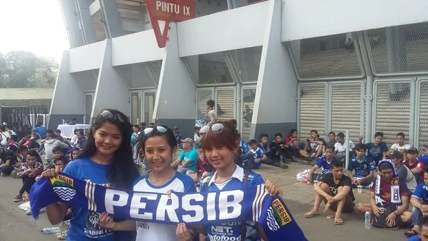 Bagi ibu-ibu pemegang Passport Planet Persib bisa menyaksikan laga Persib Bandung melawan Persita Tangerang di pekan ke-16 Liga 1 musim 2024/2025 di Stadion GBLA, Minggu (22/12/2024).