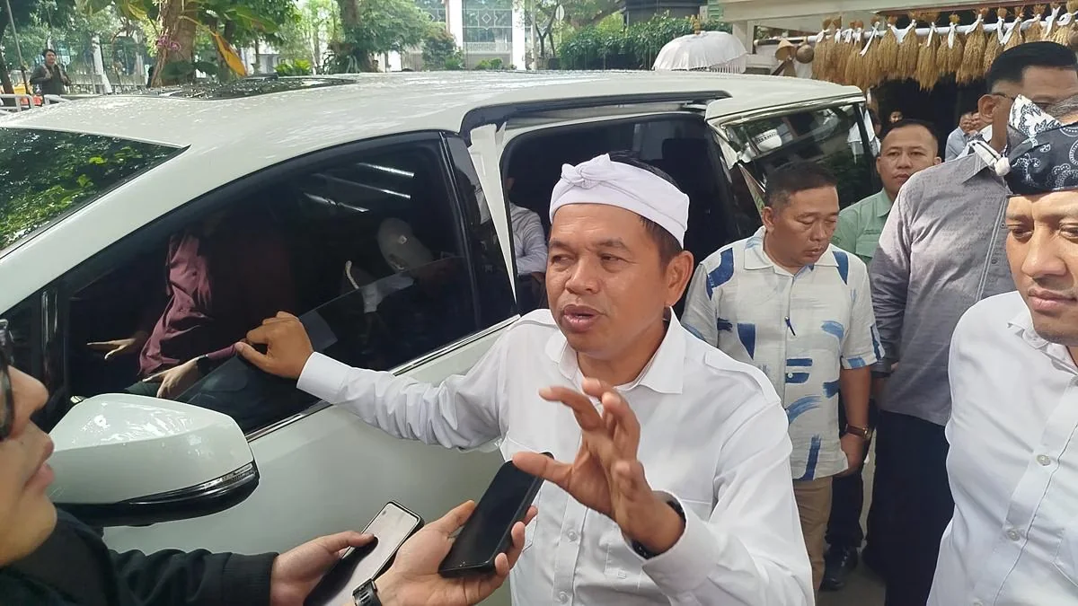 Bawa Rp 7 Miliar ke Sumatera, Dedi Mulyadi Pilih Belanja di Lokasi Bencana