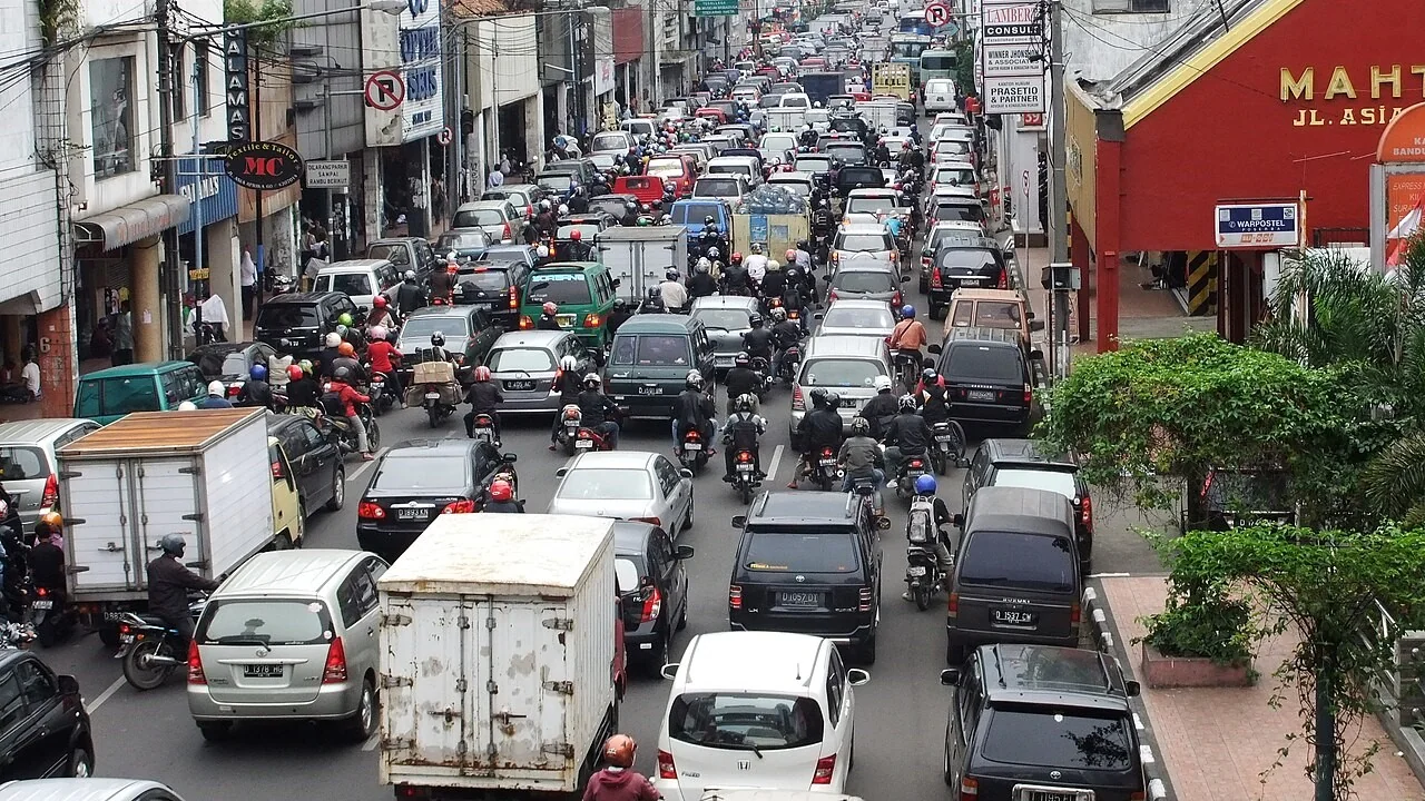 Bandung Termacet se-Indonesia, Polisi Turun Tangan lewat Patuh Lodaya