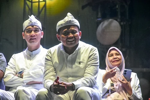 Bupati Sumedang,Dony Ahmad Munir,Wakil Bupati Sumedang M. Fajar Aldila, Sekda Sumedang Tuti Ruswati unsur Forkopimda, pimpinan BUMN/BUMD, serta tamu undangan lainnya.Dok-Diskominfosanditik Sumedang