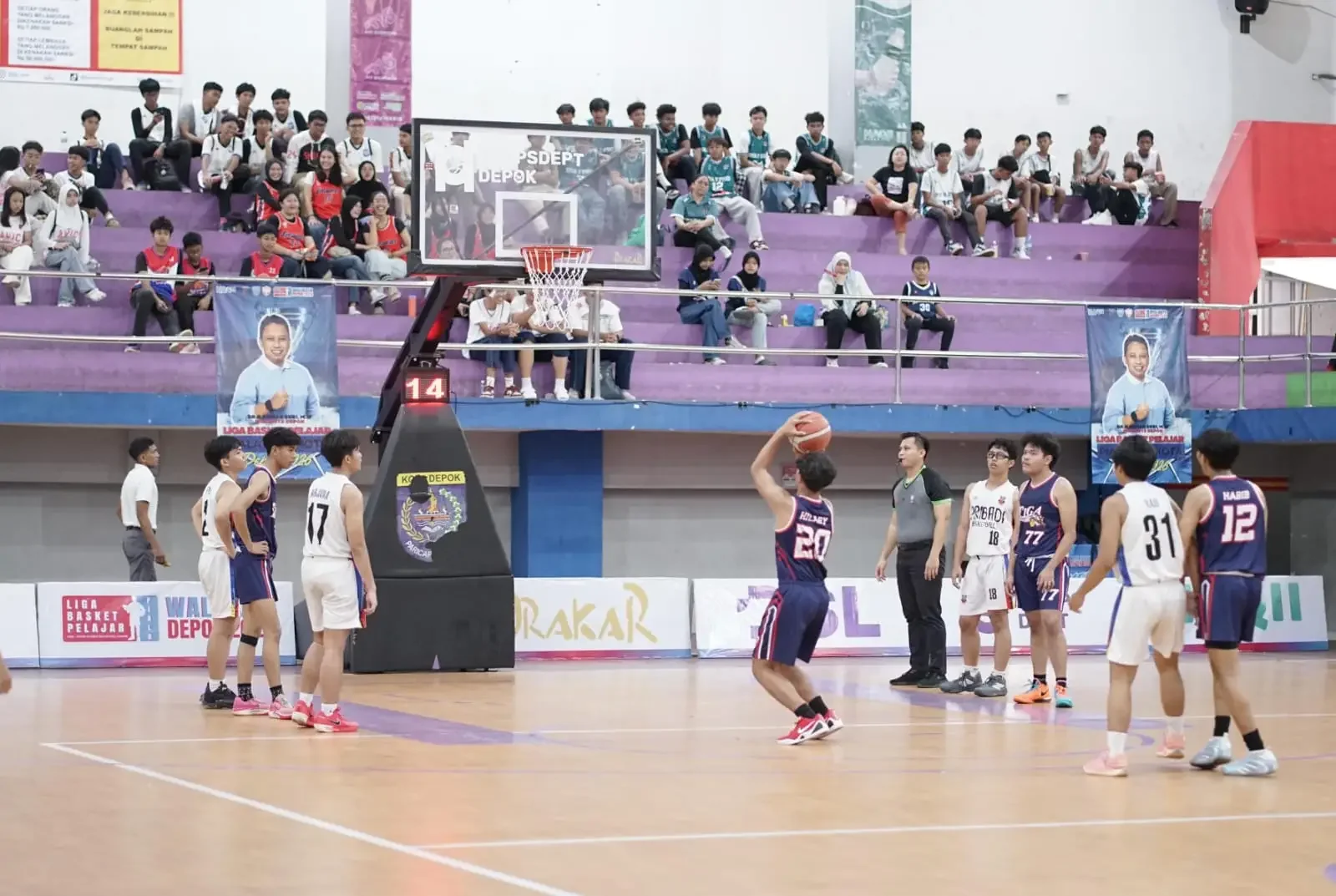 Liga Basket Pelajar Piala Wali Kota Depok 2026 di GOR Kota Depok, GDC, Sabtu (10/01/26). (Foto: Humas dan Prokopim)