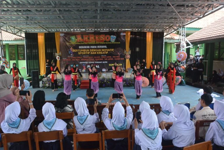 Kepala SMPN 12 Kota Sukabumi Muhammad Adi Rahmatullah, menjelaskan bahwa Akreso menjadi wadah pengembangan karakter peserta didik.Dok-Diskominfo Kota Sukabumi