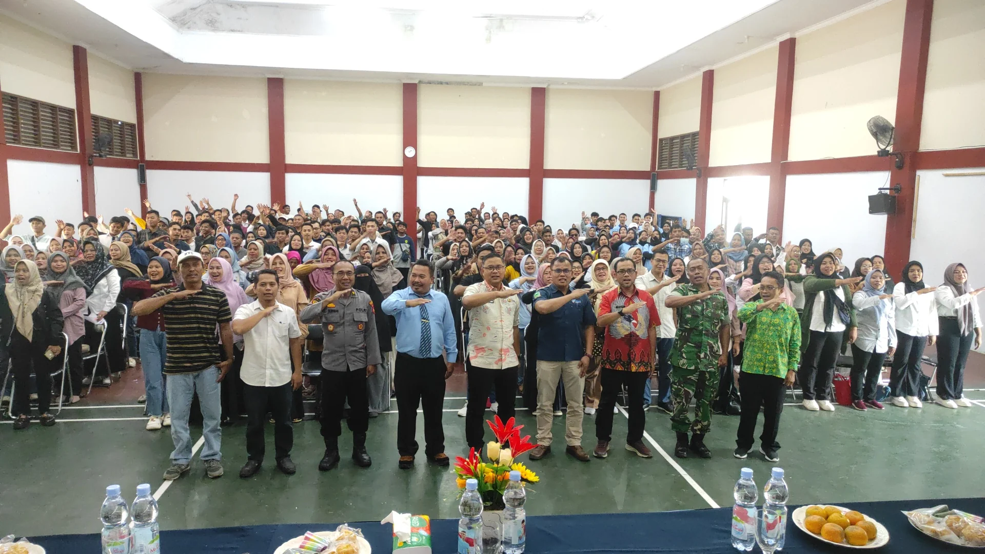 Acara dibuka oleh Ketua MBG Kabupaten Kuningan, Dr.Wahyu Hidayah, M.Si, yang juga Pj Sekda.Ist