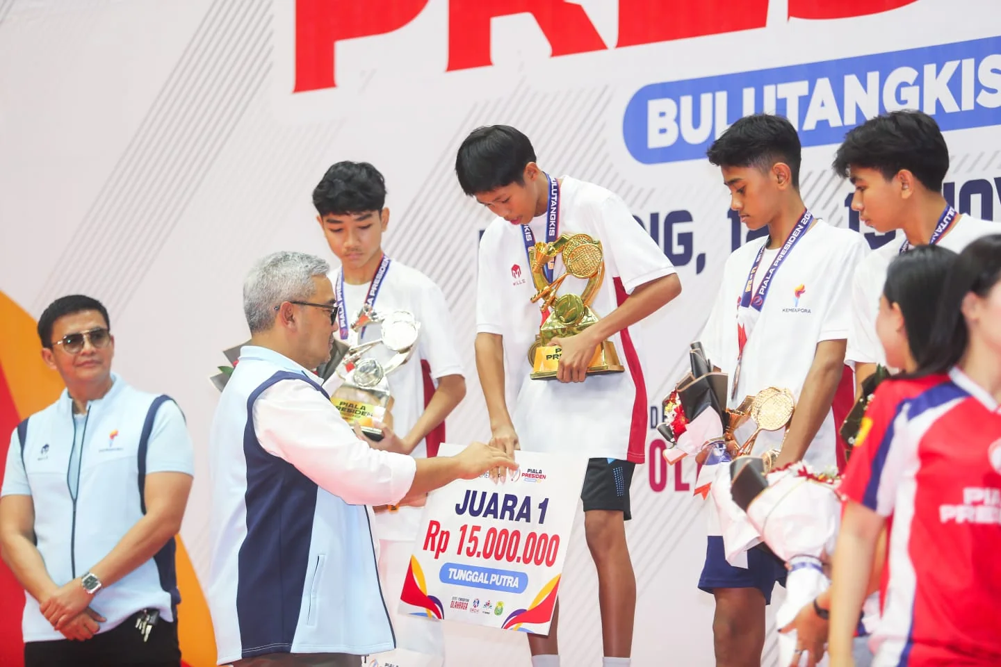 Wali Kota Bandung, Muhammad Farhan, menyampaikan apresiasi dan kebanggaannya atas terselenggaranya final turnamen ini di Kota Bandung.Ist