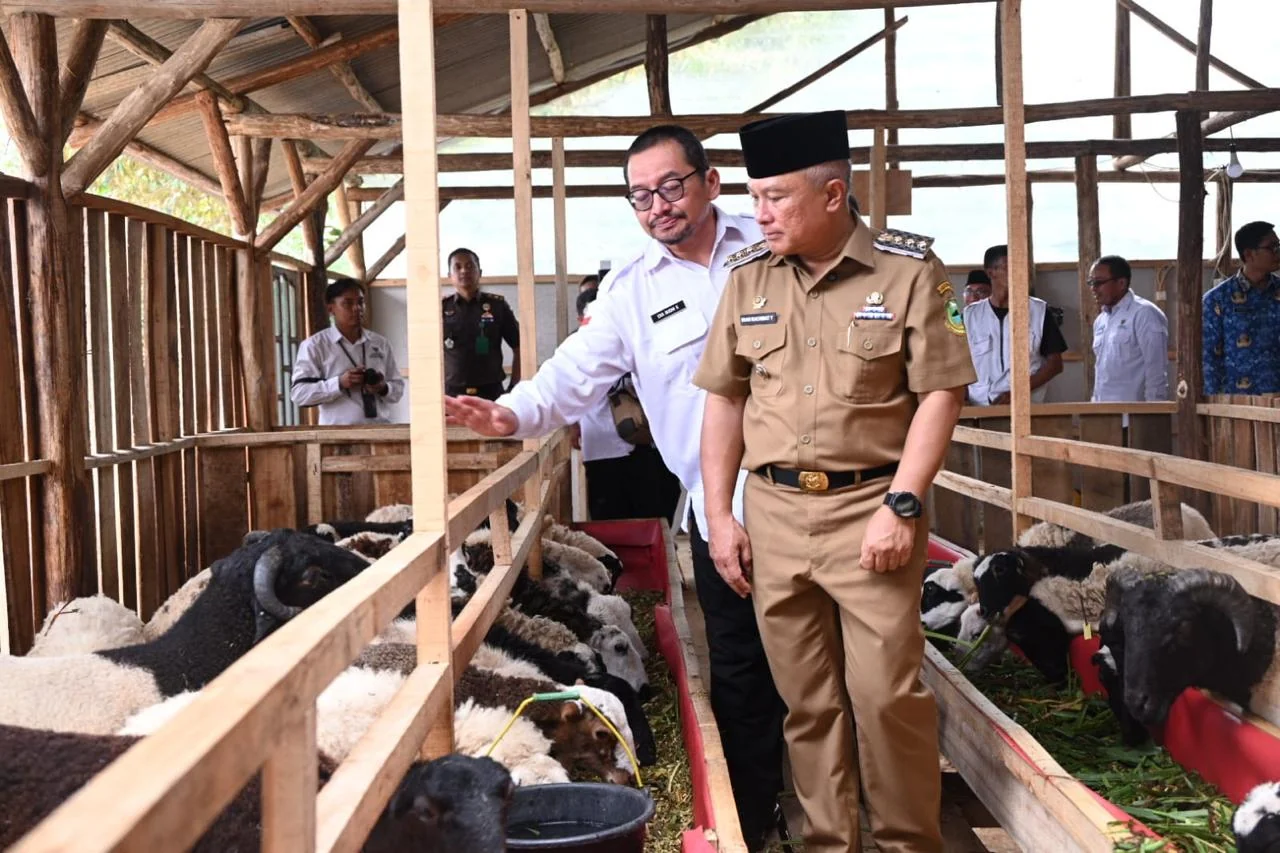 Bupati Kuningan Dr. H. Dian Rachmat Januar, M.Si.Ist