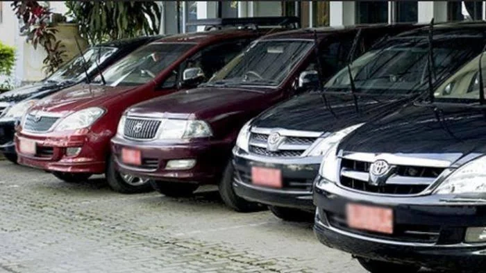 Ilustrasi mobil dinas