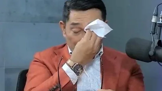 Komisi Pemberantasan Korupsi (KPK) menggeledah rumah mantan Gubernur Jawa Barat, Ridwan Kamil, pada Senin, 10 Maret 2025.