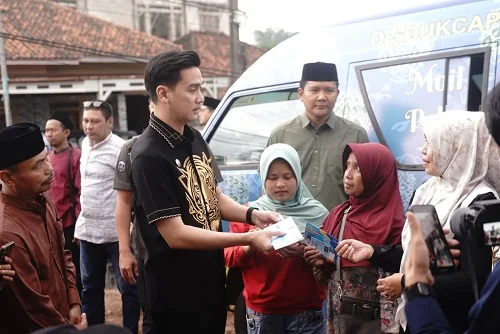 Wakil Bupati Sumedang M. Fajar Aldila mengingatkan masyarakat untuk bersama-sama menjaga lingkungan, terutama dalam pengelolaan sampah serta meningkatkan kewaspadaan terhadap potensi bencana saat musim hujan.Dok-Diskominfosanditik Sumedang