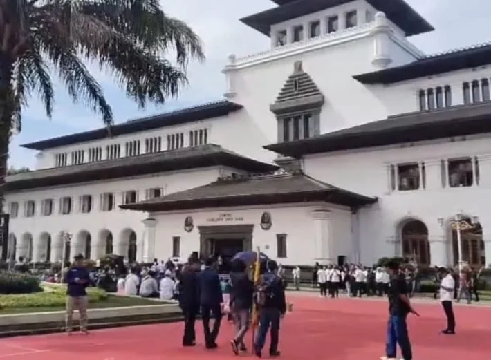 Mahasiswa se Bandung Raya di Gedung Sate Bandung.Ist