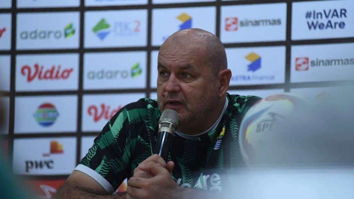 Pelatih Persib, Bojan Hodak