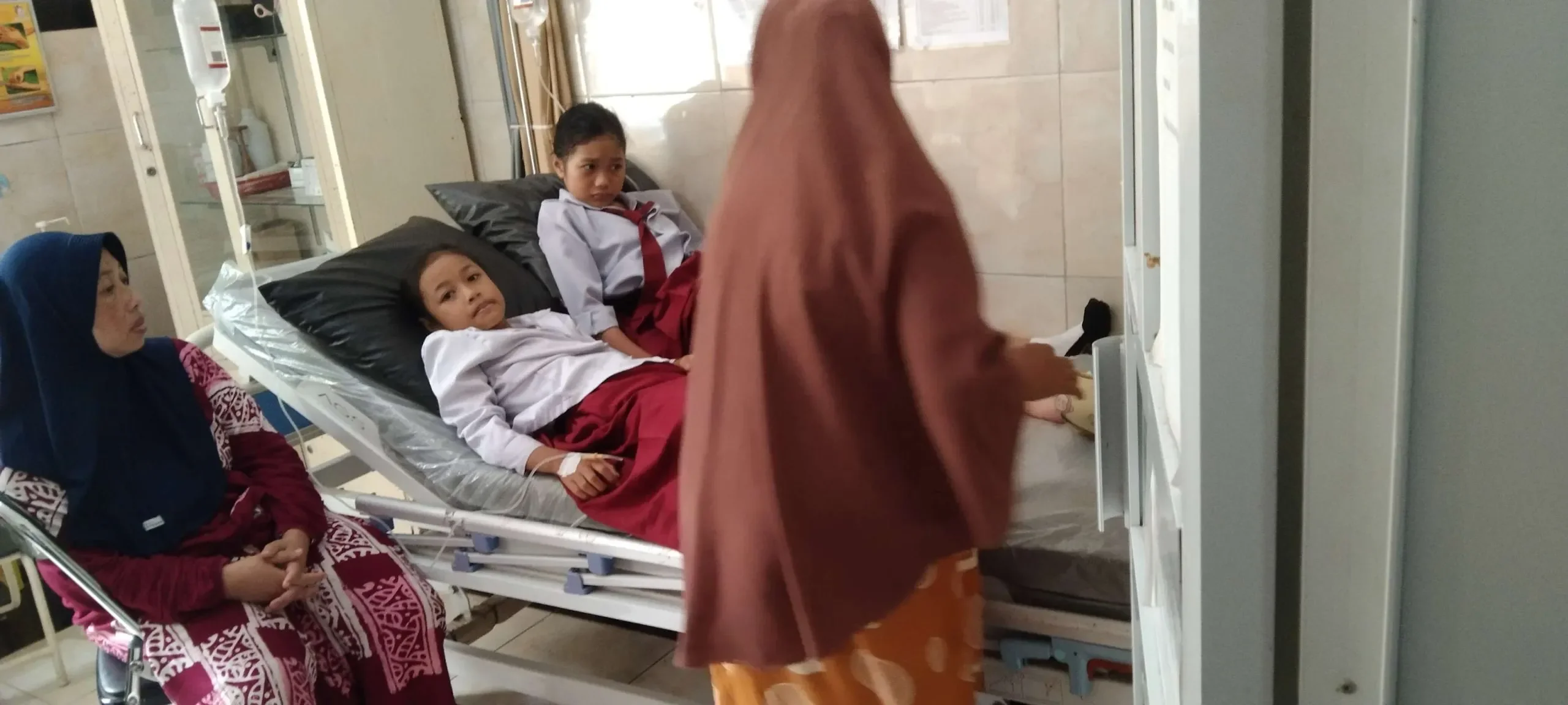 30 Siswa SD di Sukabumi Keracunan Usai Jajan Kerang