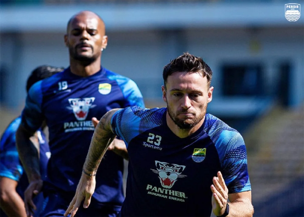 Meski Didera Cedera, Lini Striker Persib Masih Aman