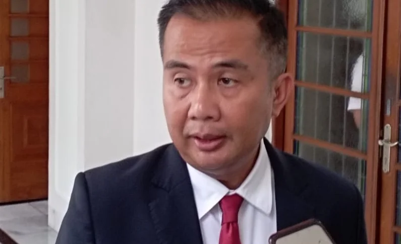 Penjabat Gubernur Jabar, Bey Machmudin