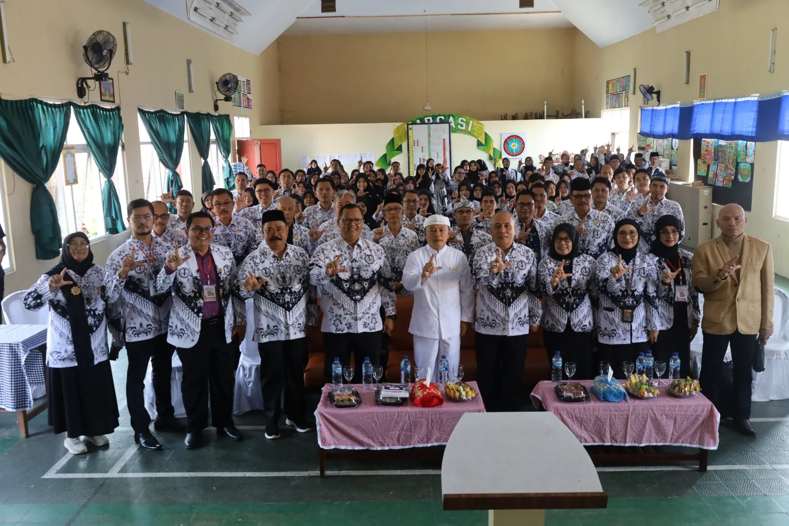 Bupati Kuningan, Dr. H. Dian Rachmat Yanuar, M.Si., saat Workshop Pengembangan Kemampuan Literasi, Numerasi, dan Karakter.Ist