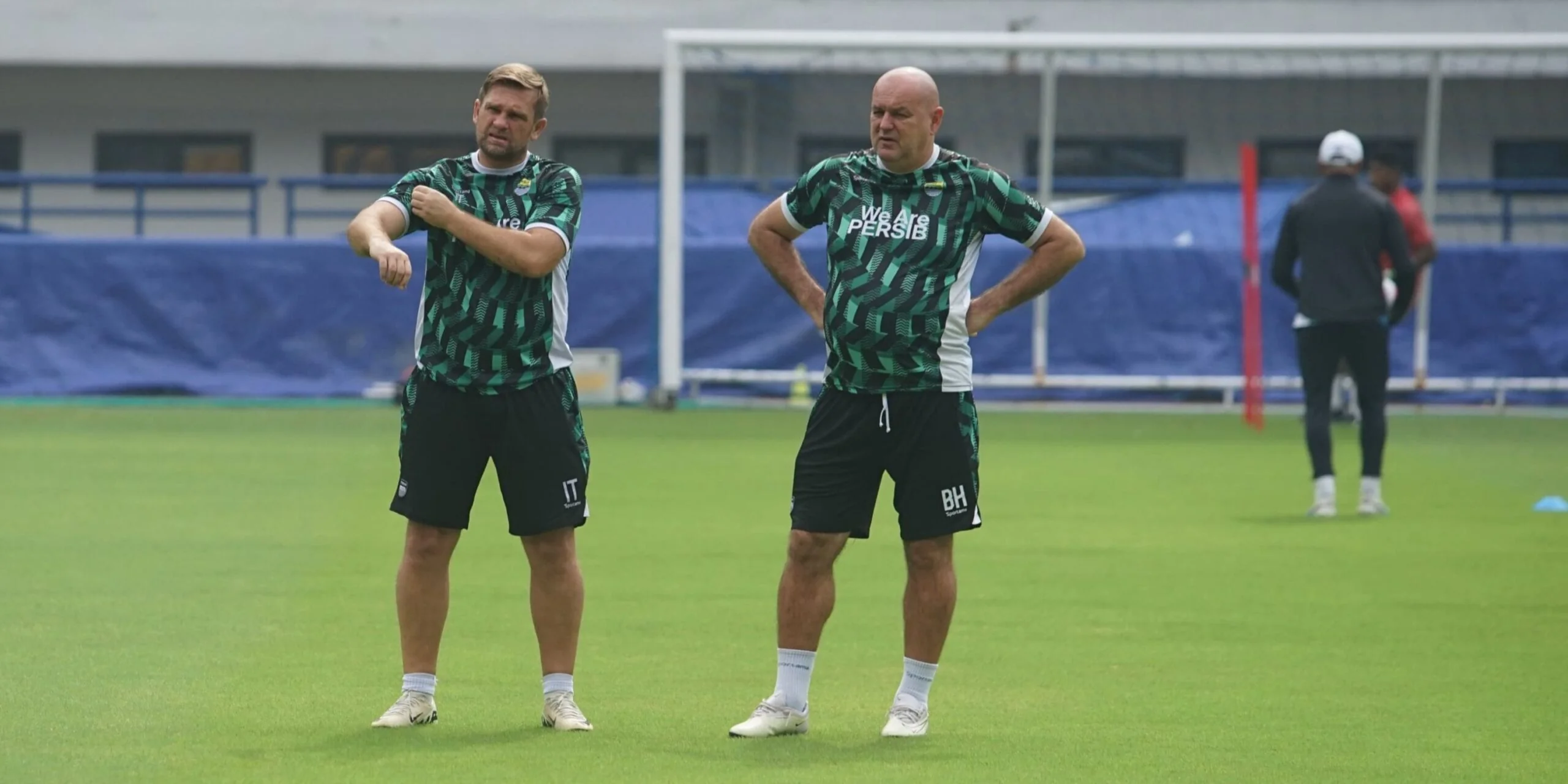Bojan Hodak Bangga Persib Diisi Banyak Pemain Muda
