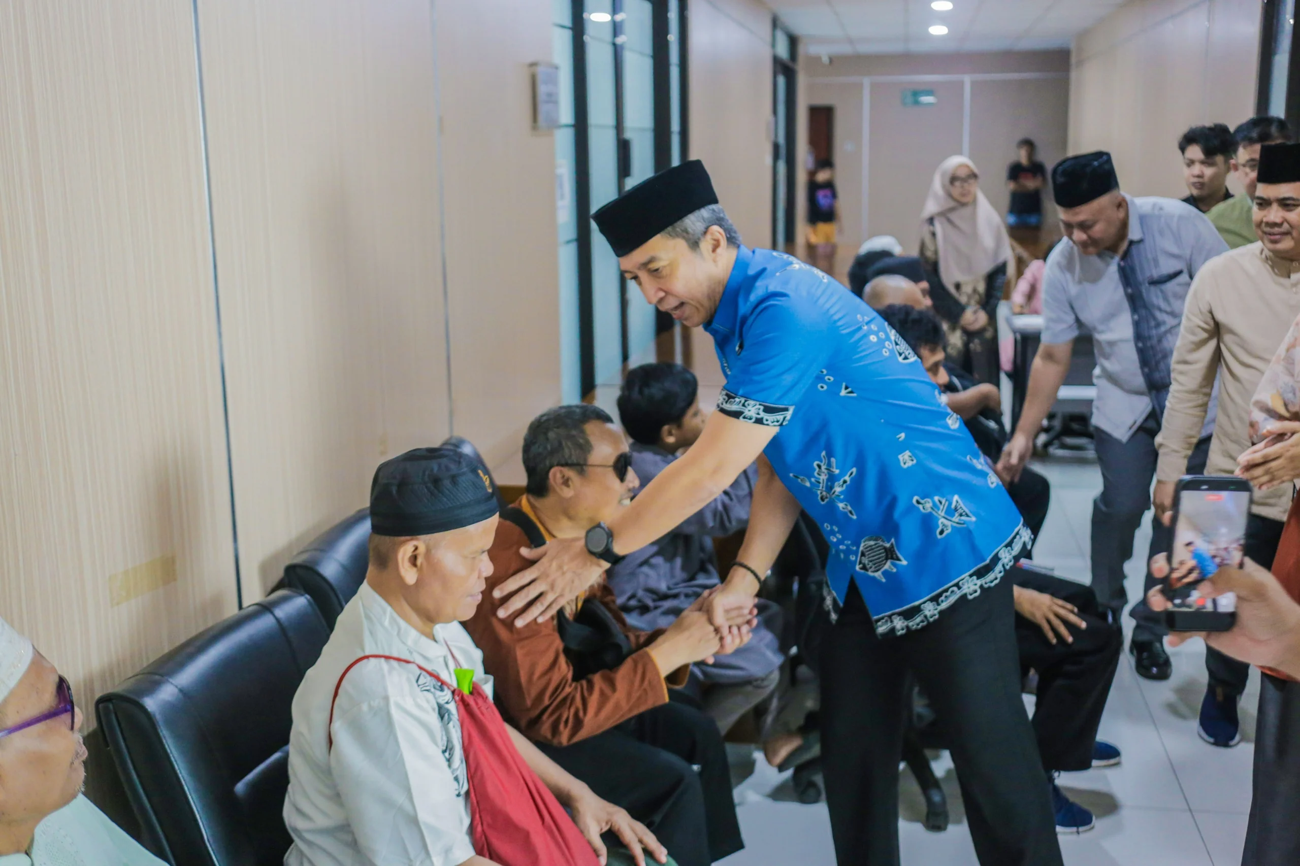 Wali Kota Bogor, Dedie A. Rachim, menegaskan komitmen Pemerintah Kota (Pemkot) Bogor dalam mendukung kegiatan keagamaan yang inklusif dan ramah bagi seluruh lapisan masyarakat, termasuk penyandang disabilitas.Dok-Diskominfo Kota Bogor