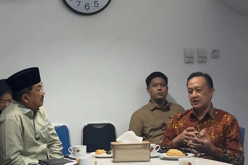 Studi-tiru-ke-kota-bandung-pemkab-tanjung-jabung-barat-bakal-terapkan-layanan-panggilan-darurat(Int)