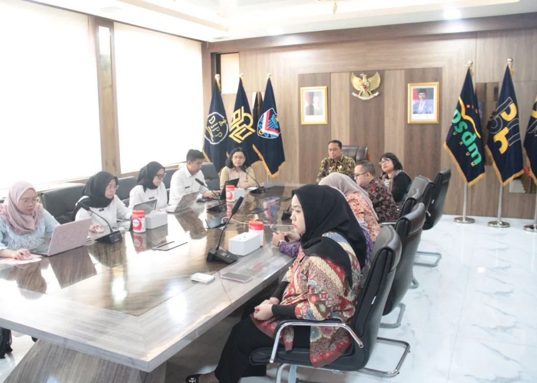Kantor Wilayah Kementerian Hukum Jawa Barat (Kemenkum Jabar) menyatakan kesiapannya dalam mengakselerasi capaian target kinerja tahun 2026, khususnya pada layanan Administrasi Hukum Umum (AHU).Dok-Humas Kemenkum Jabar