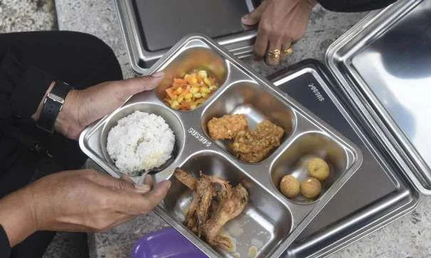 Orangtua di Bekasi Larang Anaknya Makan Menu MBG Usai Keracunan