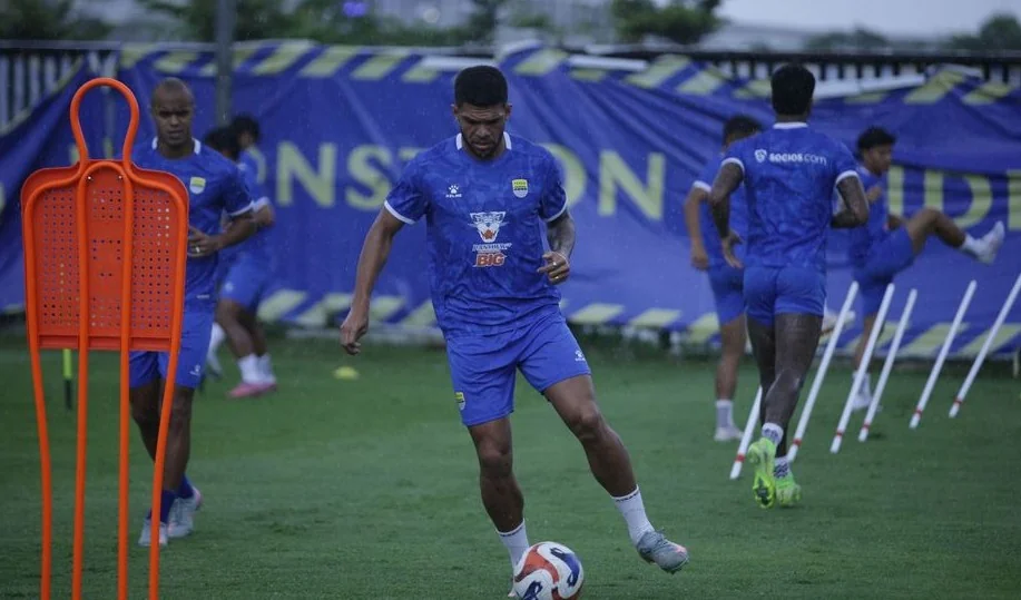 Igor Tolic Ungkap Target dan Kondisi Tim Persib Saat Tampil di ACC 2026/27