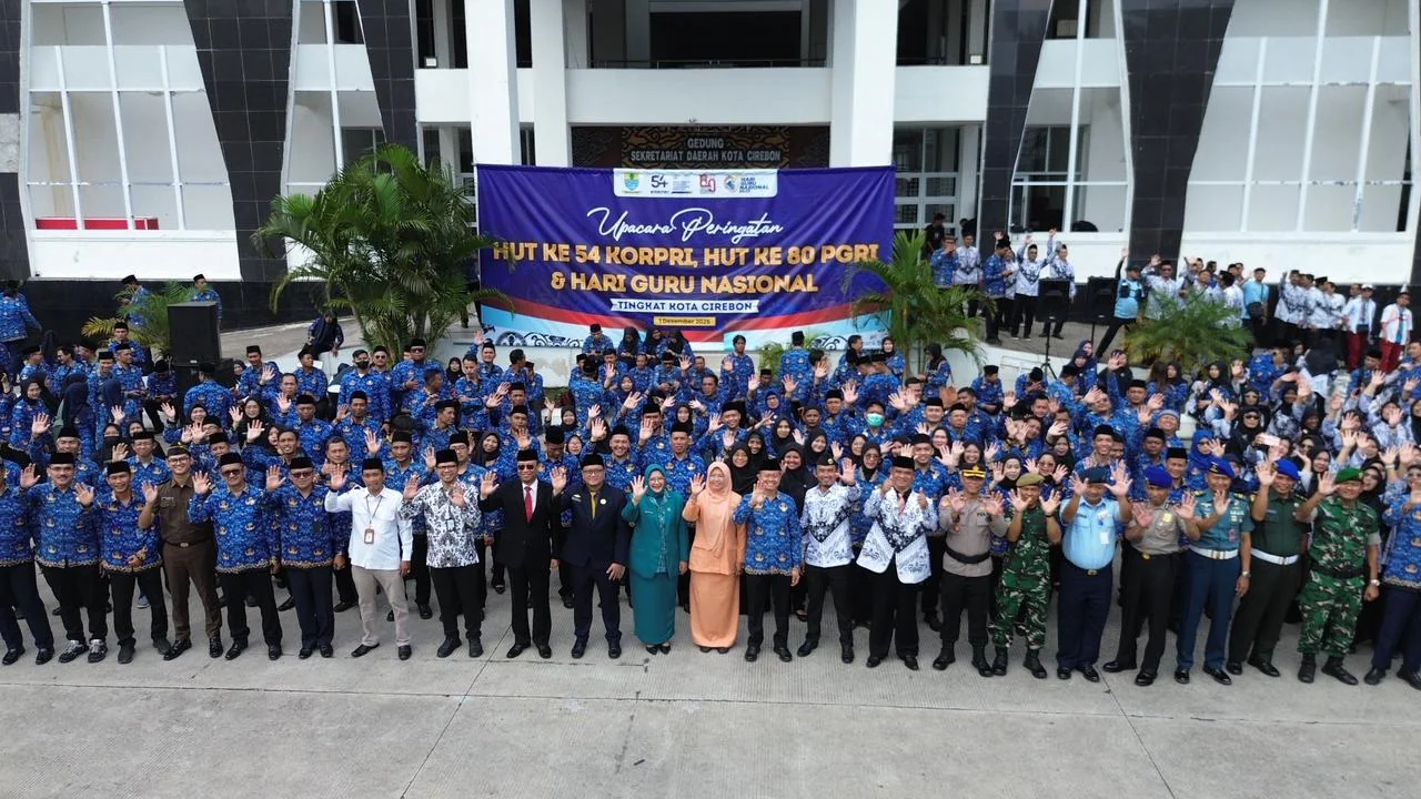 Pj Sekda Kota Cirebon, Sumanto yang menjadi Pembina upacara dalam kesempatan tersebut menegaskan bahwa nilai solidaritas tersebut harus diterjemahkan dalam tindakan.Ist