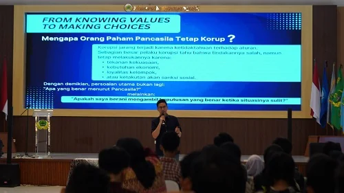 Wakil Bupati Sumedang M. Fajar Aldila berpesan kepada mahasiswa agar memahami dan menghayati nilai-nilai Pancasila untuk mengambil keputusan yang bijak.Dok-Diskomimfosanditik Sumedang