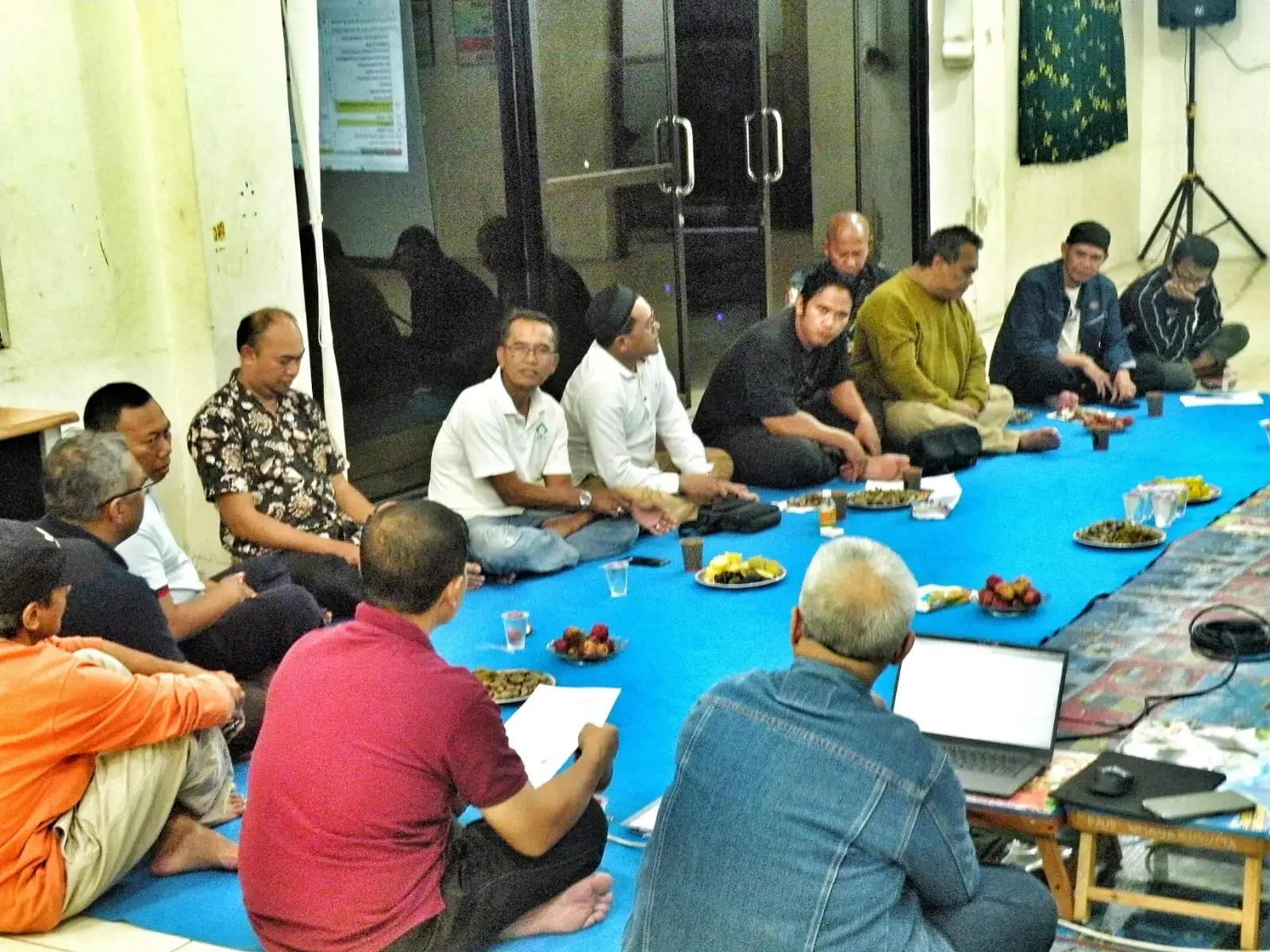 Kegiatan Rembuk Warga RW 19 Kelurahan Mekarjaya Kecamatan Sukmajaya. (Foto: Dokumentasi Narasumber)