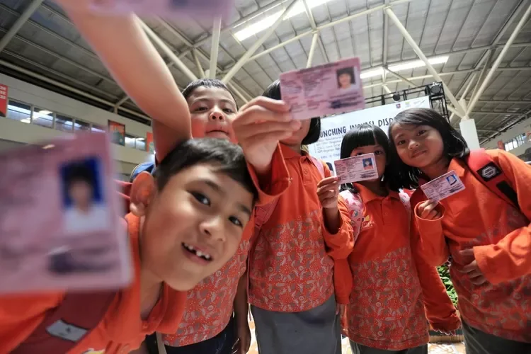 Wali Kota Bandung Wajibkan Seluruh Anak di Bandung Punya KIA