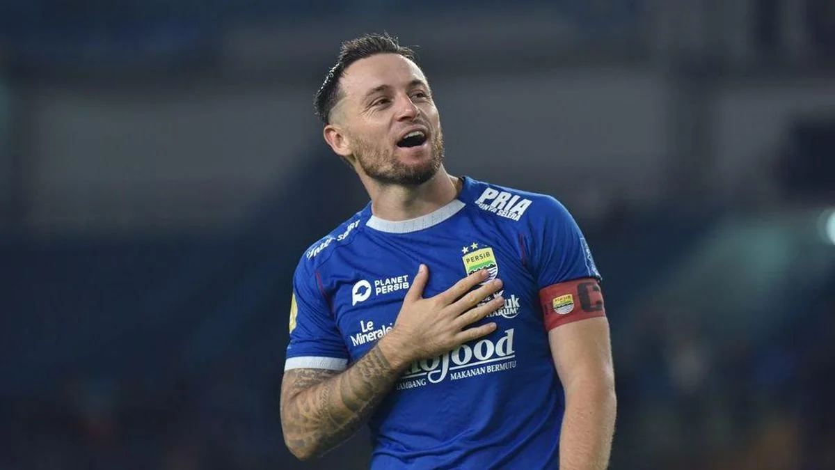 Klok Sambut Pattynama, Tegaskan Misi Hattrick Juara Persib