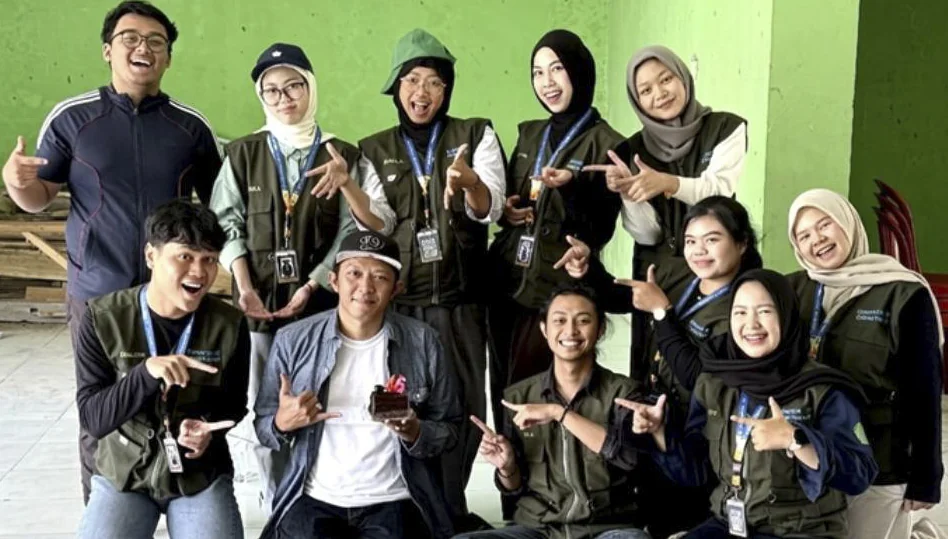 Foto bersama Tim Pelita Padjadjaran, pemenang Genera-Z BCA berbakti di Desa Wisata Gunung Padang Cianjur, 12 Juli 2026. (Foto  Tim PELITA Unpad)